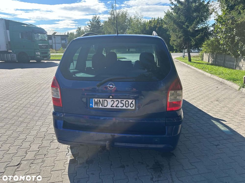 Opel Zafira - 4