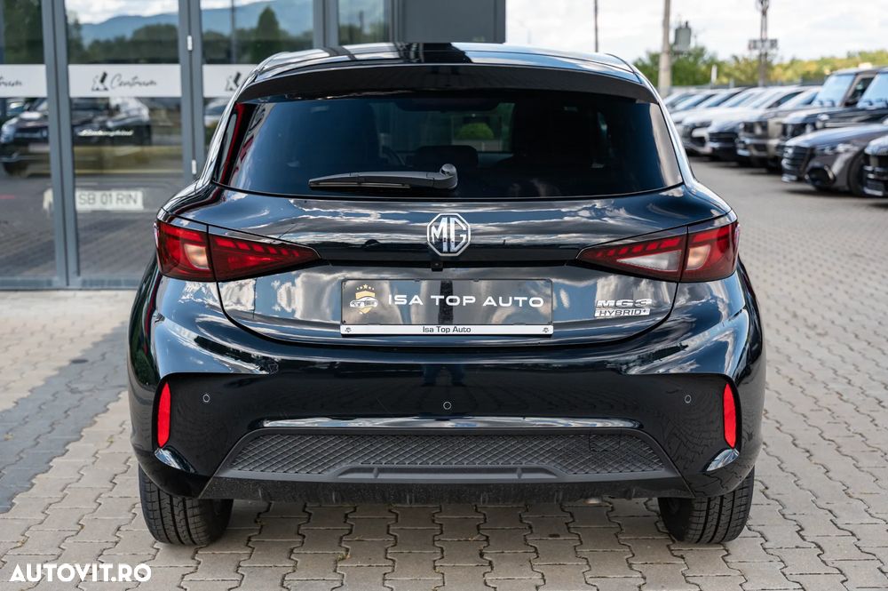 MG MG3 3 Hybrid+ Luxury - 3