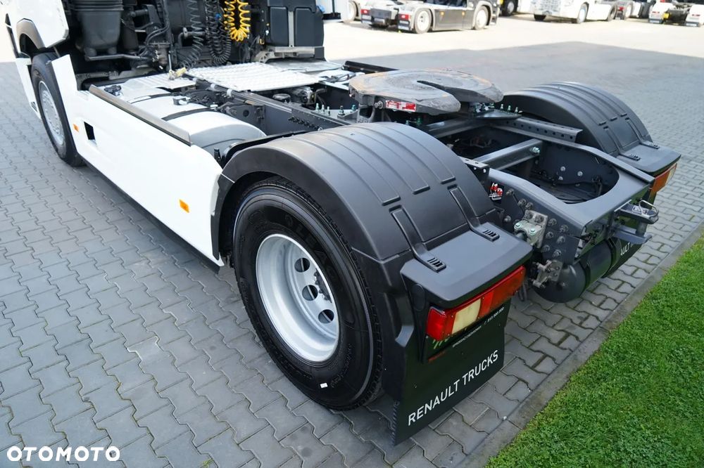 Renault T 520 / RETARDER / KLIMA POSTOJOWA /  EURO 6 - 15