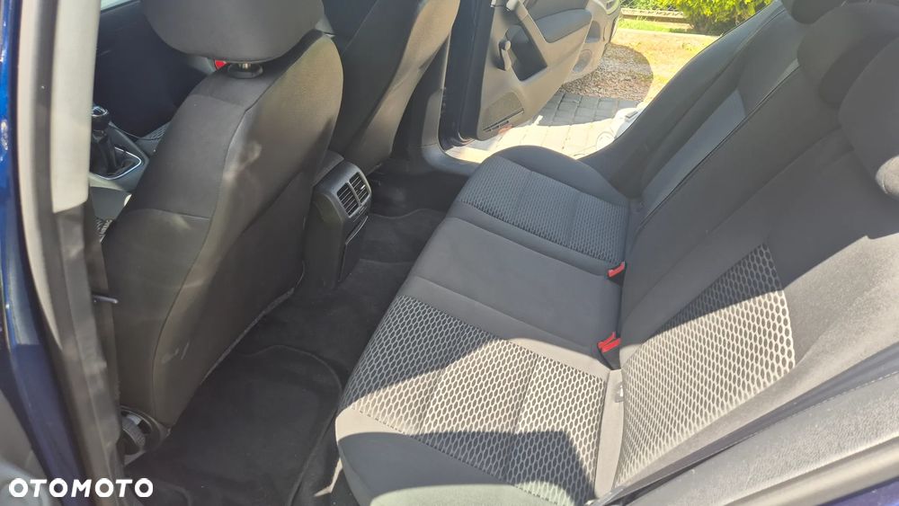 Volkswagen Golf 1.6 Trendline - 12