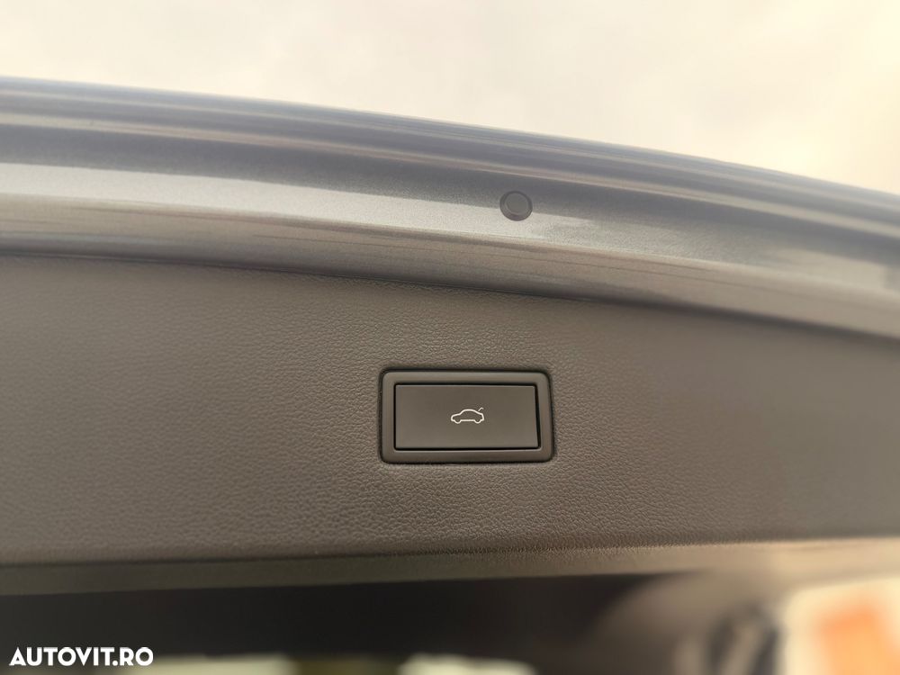 Volkswagen Tiguan - 24