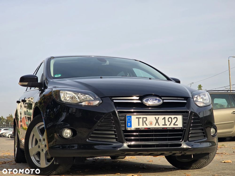 Ford Focus - 32