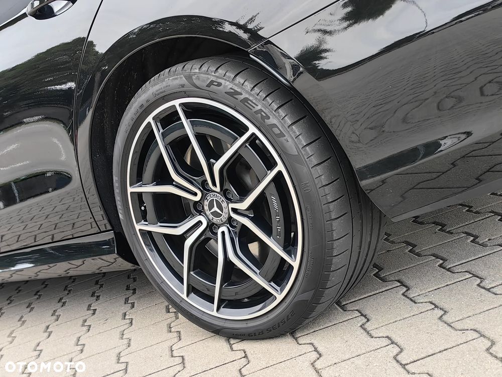 Mercedes-Benz Klasa E 450 4-Matic AMG - 33