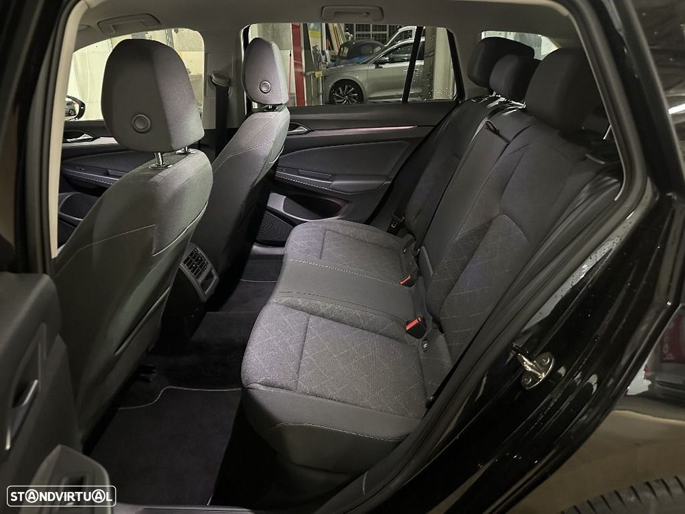 VW Golf Variant 1.0 TSI Sportline - 12