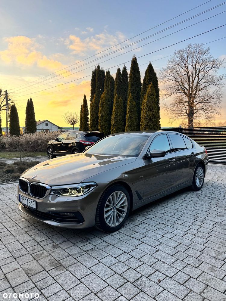 BMW Seria 5 530d Sport Line - 3
