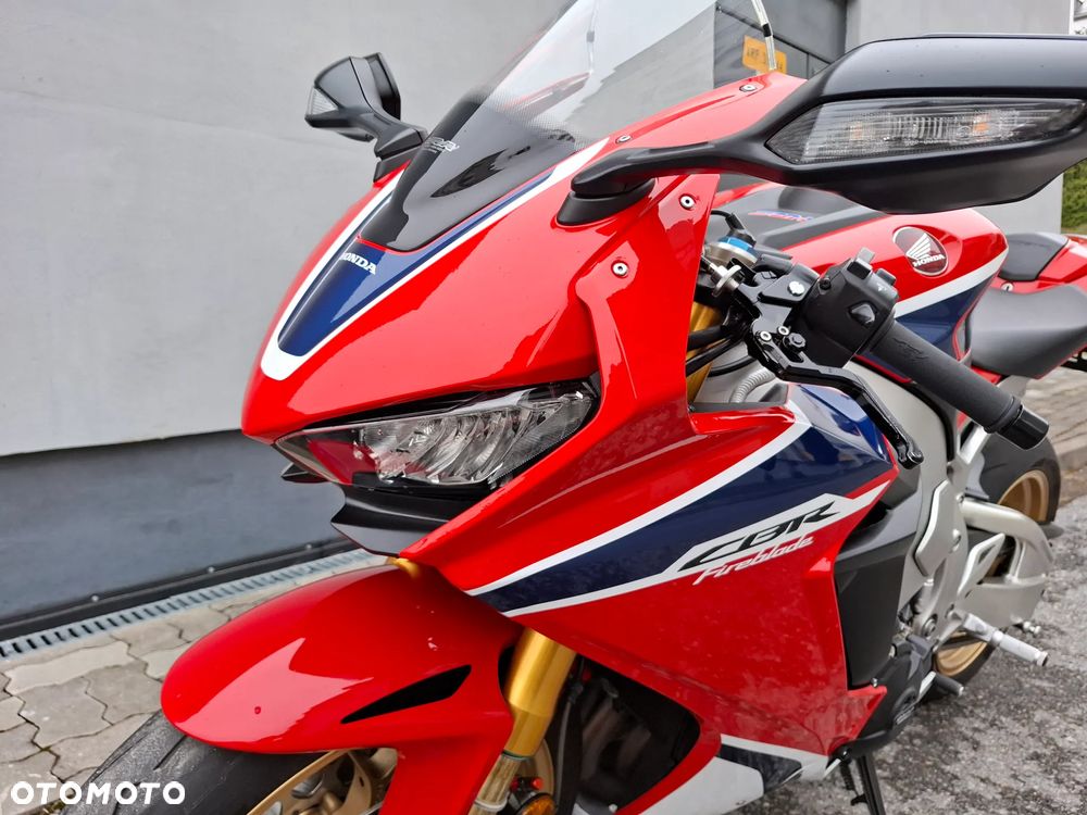 Honda CBR - 30