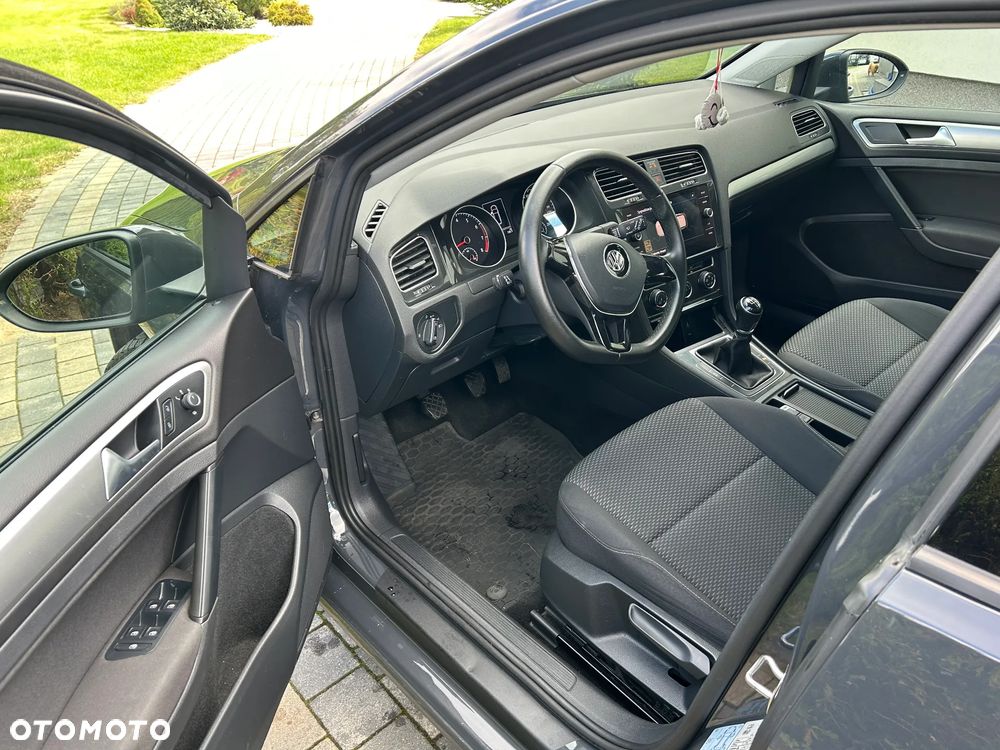 Volkswagen Golf 1.0 TSI Comfortline - 6