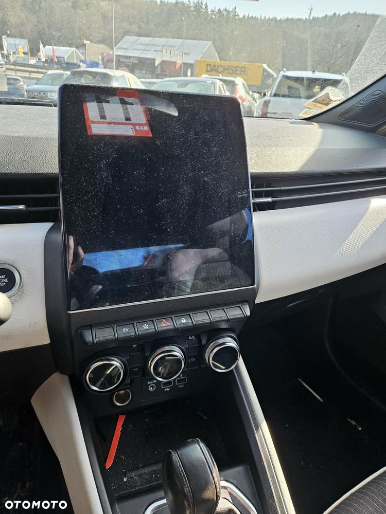 Renault Clio E-TECH 140 EXPERIENCE - 9