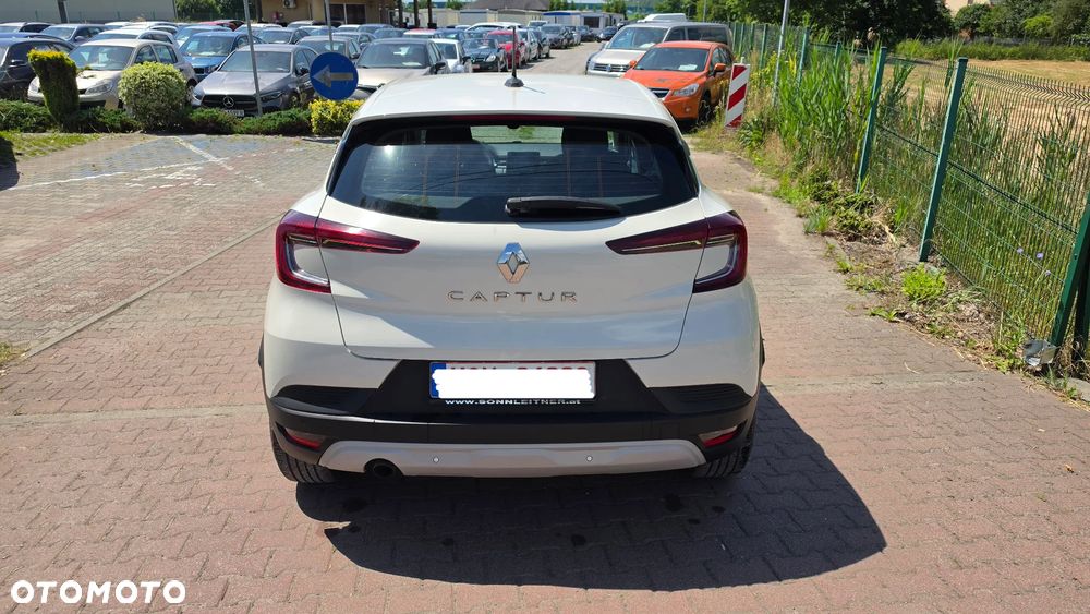 Renault Captur - 21