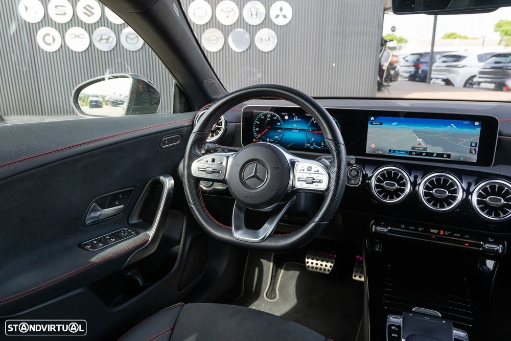 Mercedes-Benz CLA 220 d Shooting Brake AMG Line Aut. - 19