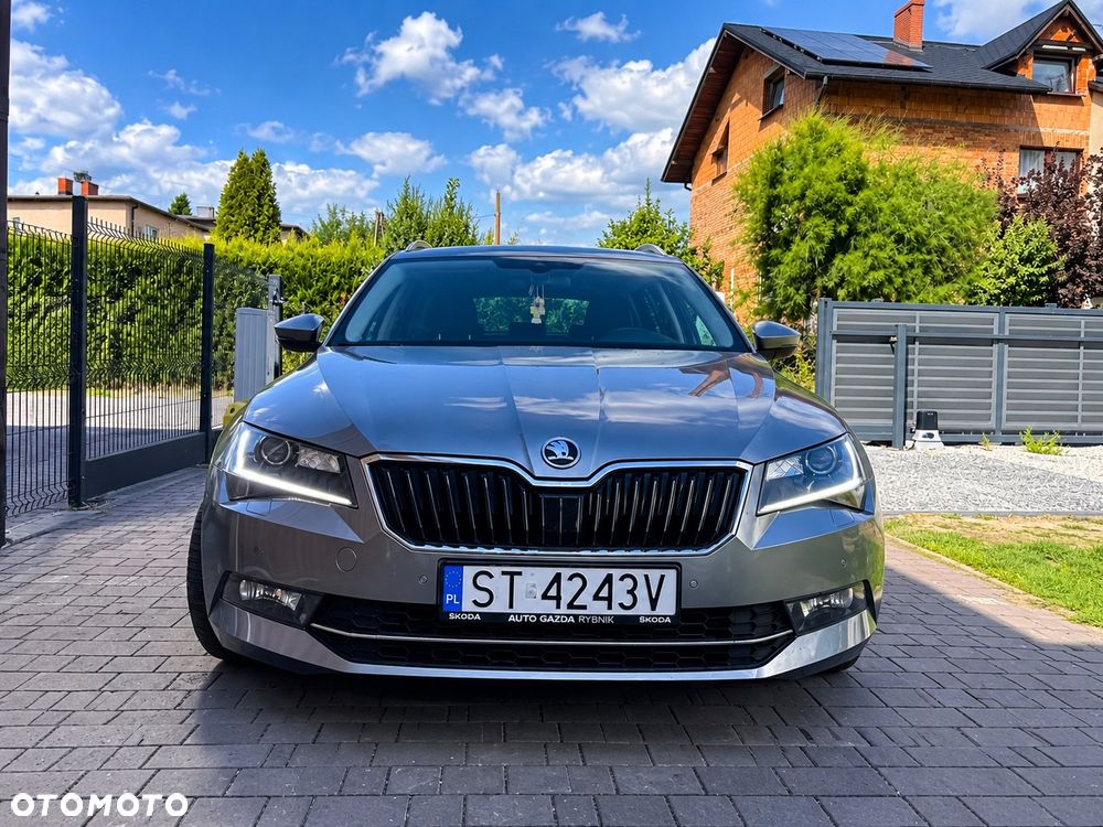 Skoda Superb 2.0 TDI Ambition - 1