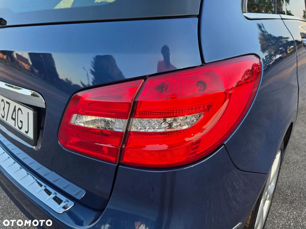 Mercedes-Benz Klasa B 200 (BlueEFFICIENCY) - 16