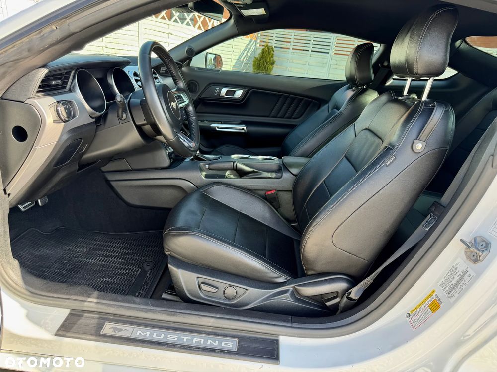 Ford Mustang 2.3 EcoBoost - 8