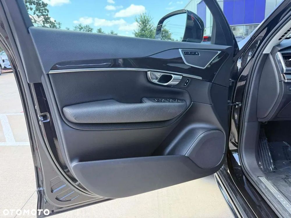 Volvo XC 90 - 13