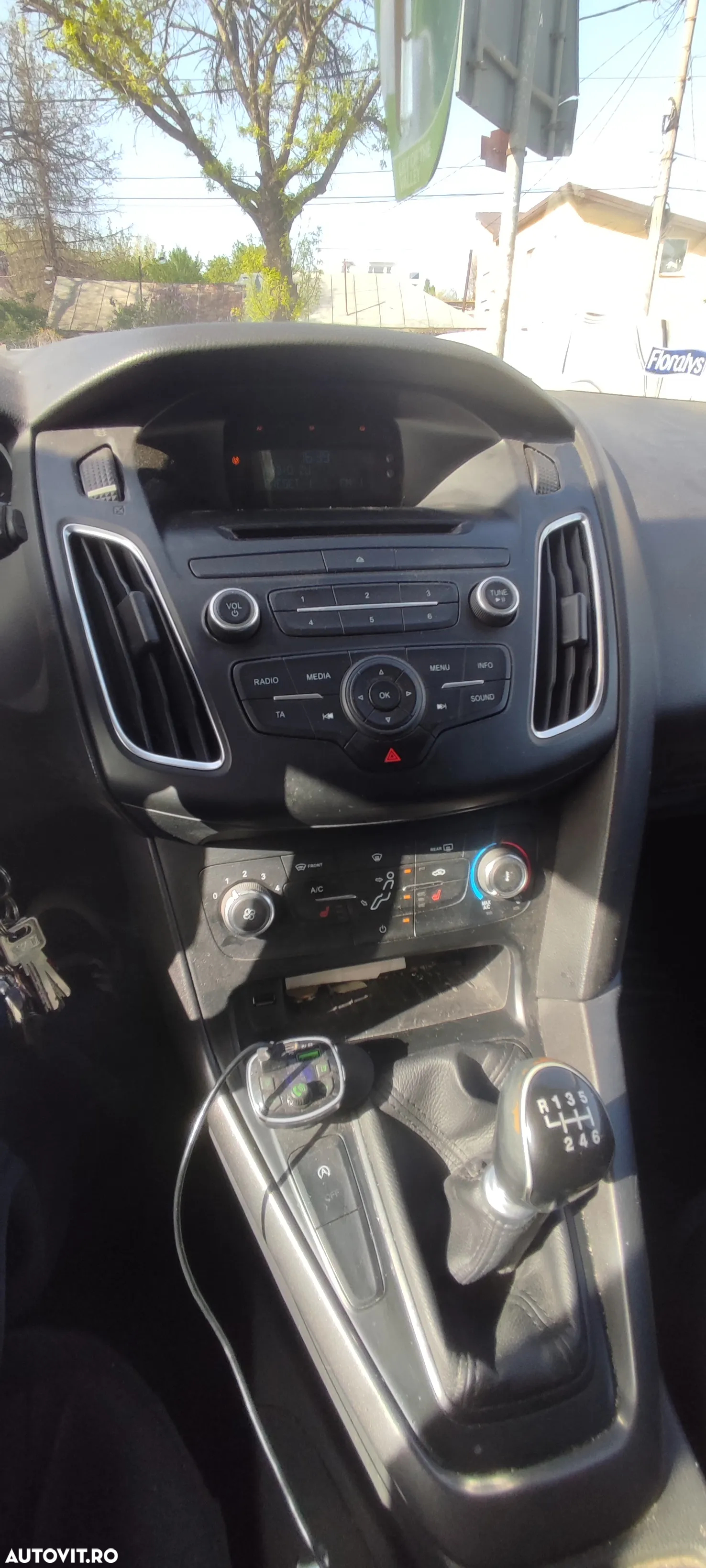 Ford Focus 1.0 EcoBoost Sport - 5