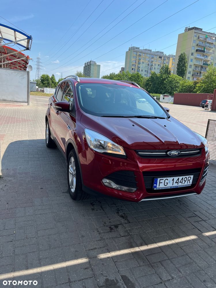 Ford Kuga - 1