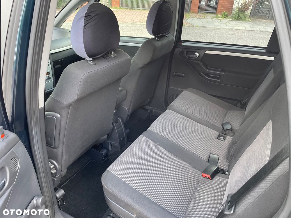 Opel Meriva 1.6 16V Cosmo - 10