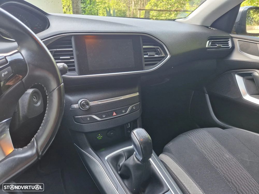 Peugeot 308 PureTech 110 Stop & Start Allure - 10