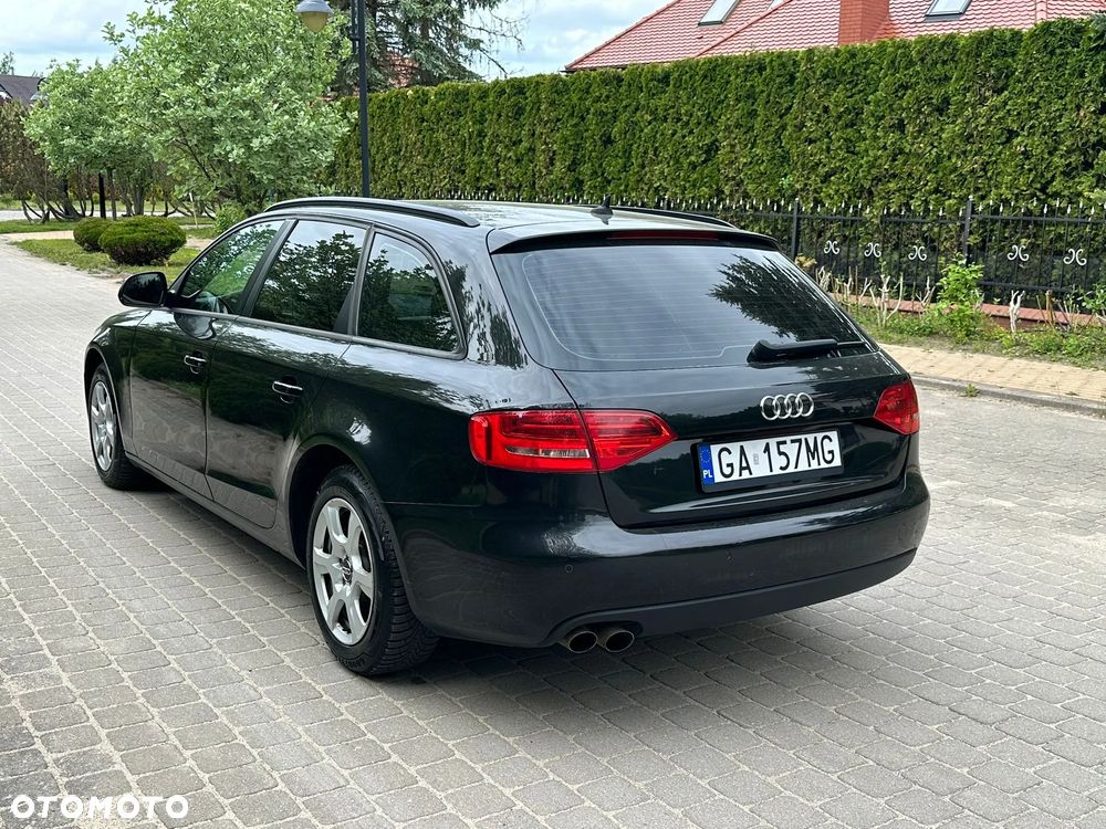 Audi A4 Avant - 4