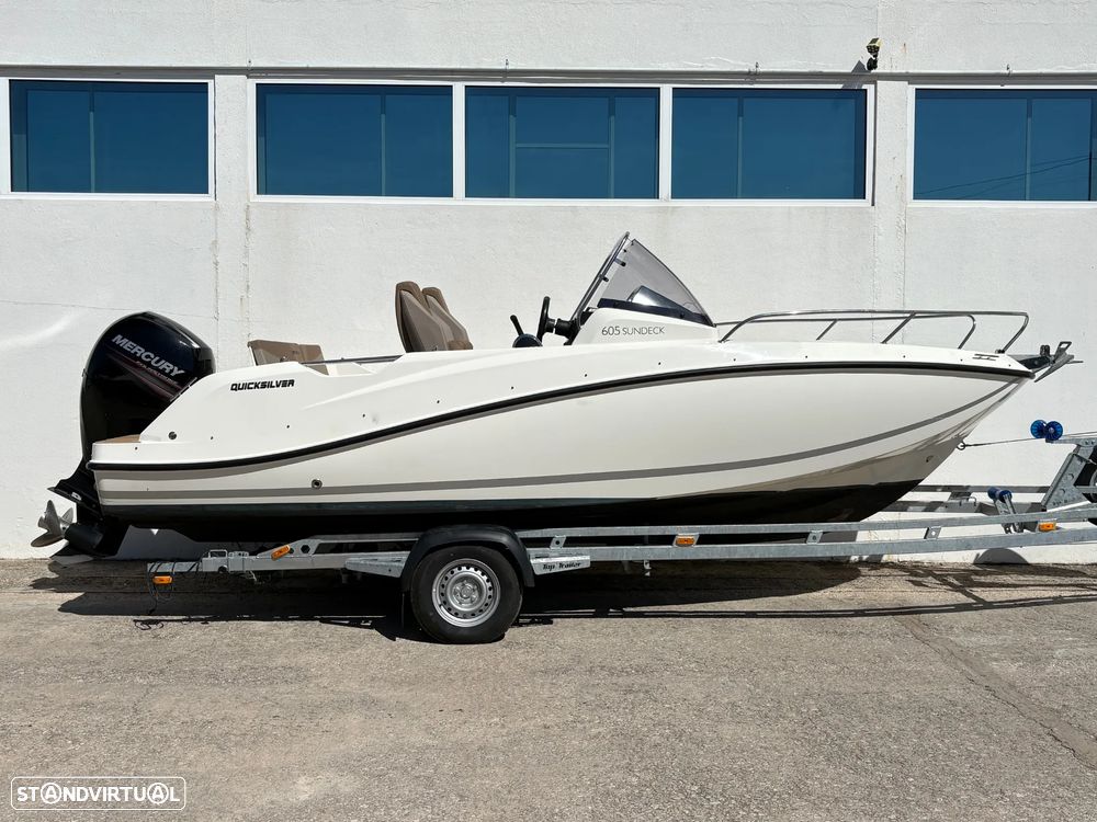 Quicksilver Activ 605 Sundeck - 5