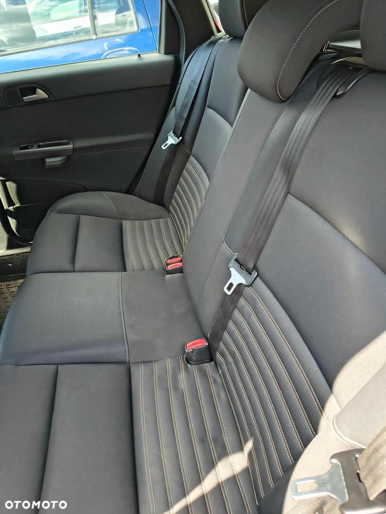 Volvo V50 1.8 Kinetic - 15