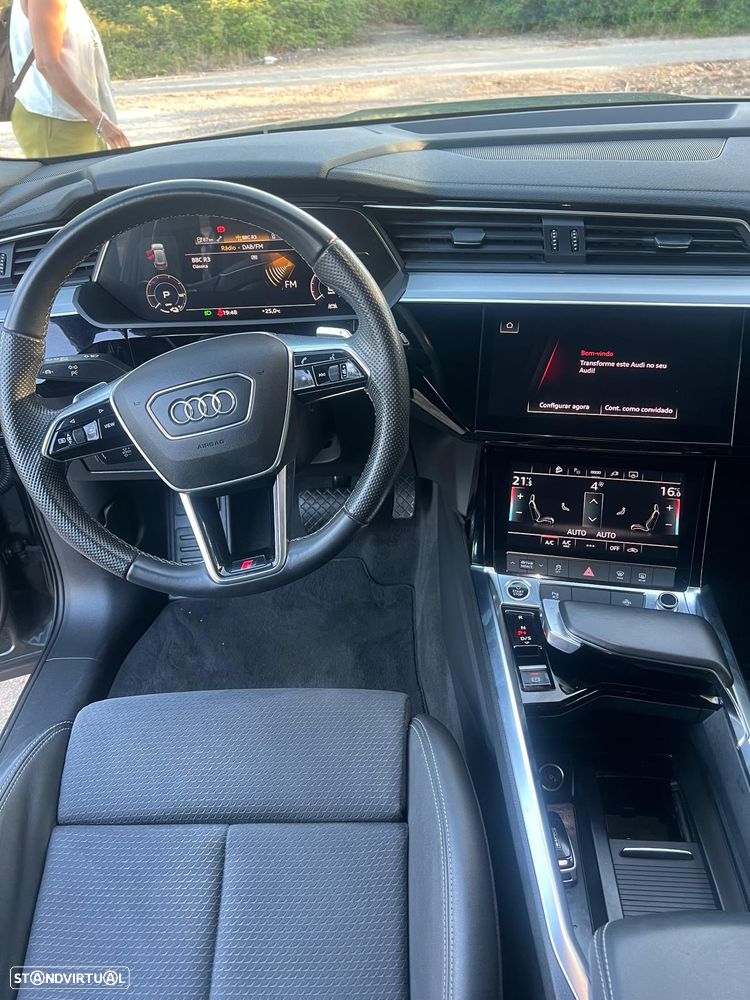 Audi e-tron 55 quattro S line - 41