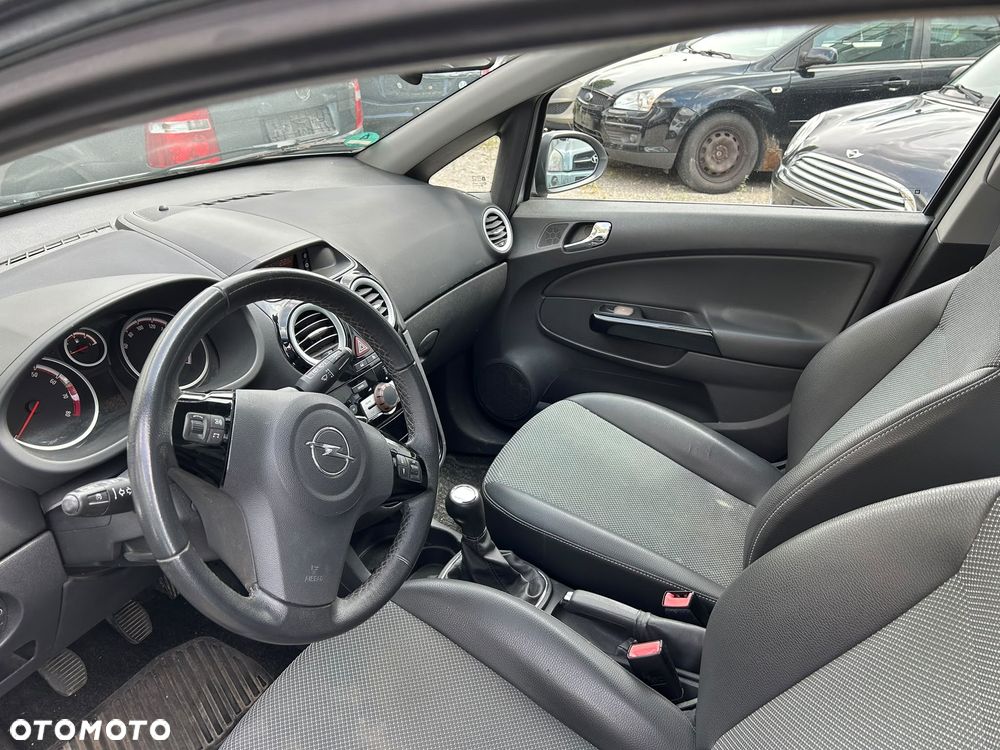Opel Corsa - 10