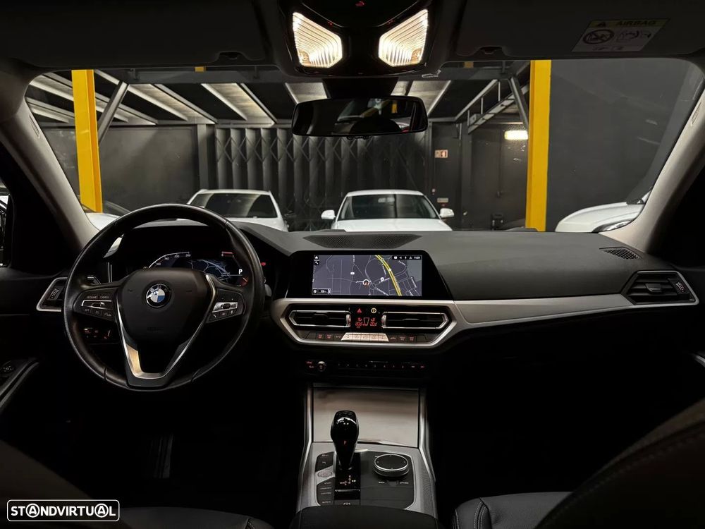 BMW 318 d Touring Auto - 17