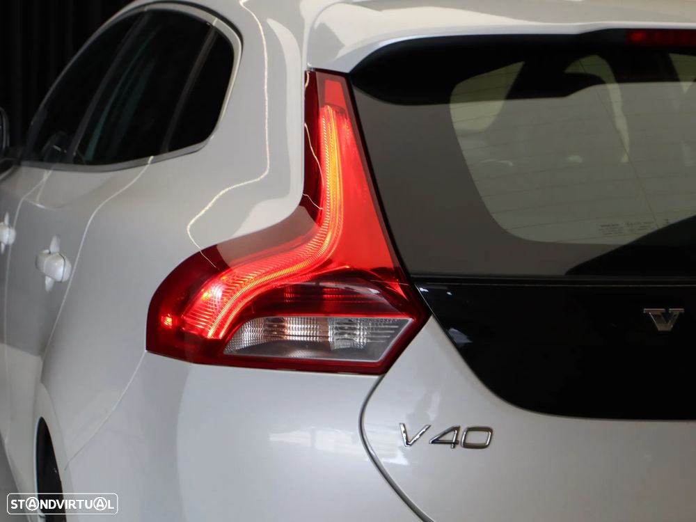 Volvo V40 D2 RDesign - 10
