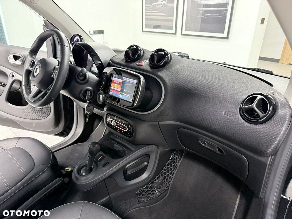 Smart Fortwo EQ prime edition nightsky - 37