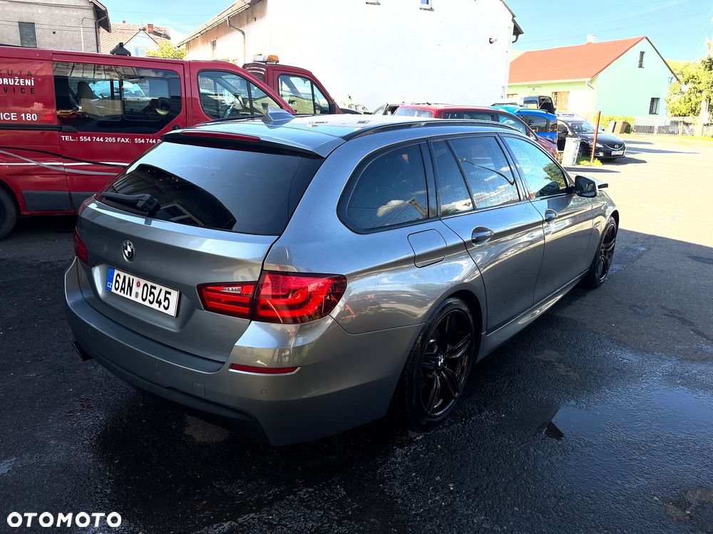 BMW Seria 5 530d Touring - 4