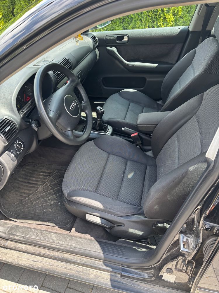 Audi A3 Sportback 1.6 Attraction - 6