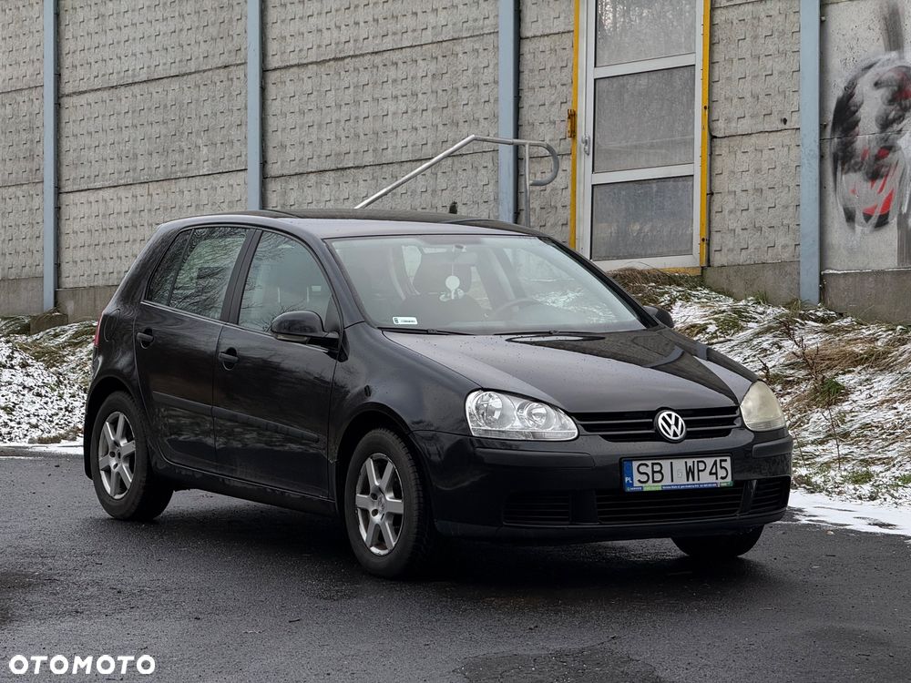 Volkswagen Golf 1.6 FSI Trendline - 2