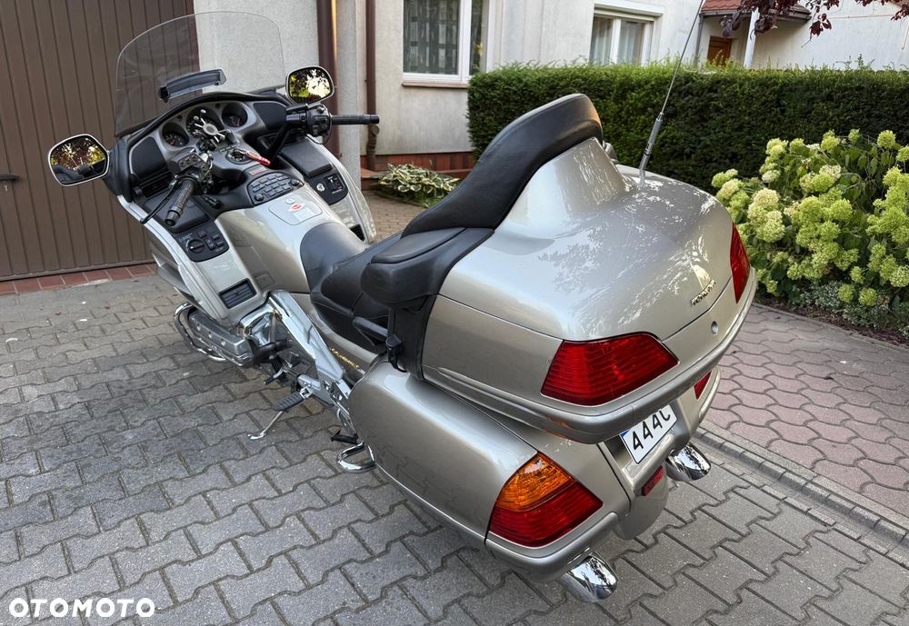 Honda GL - 3