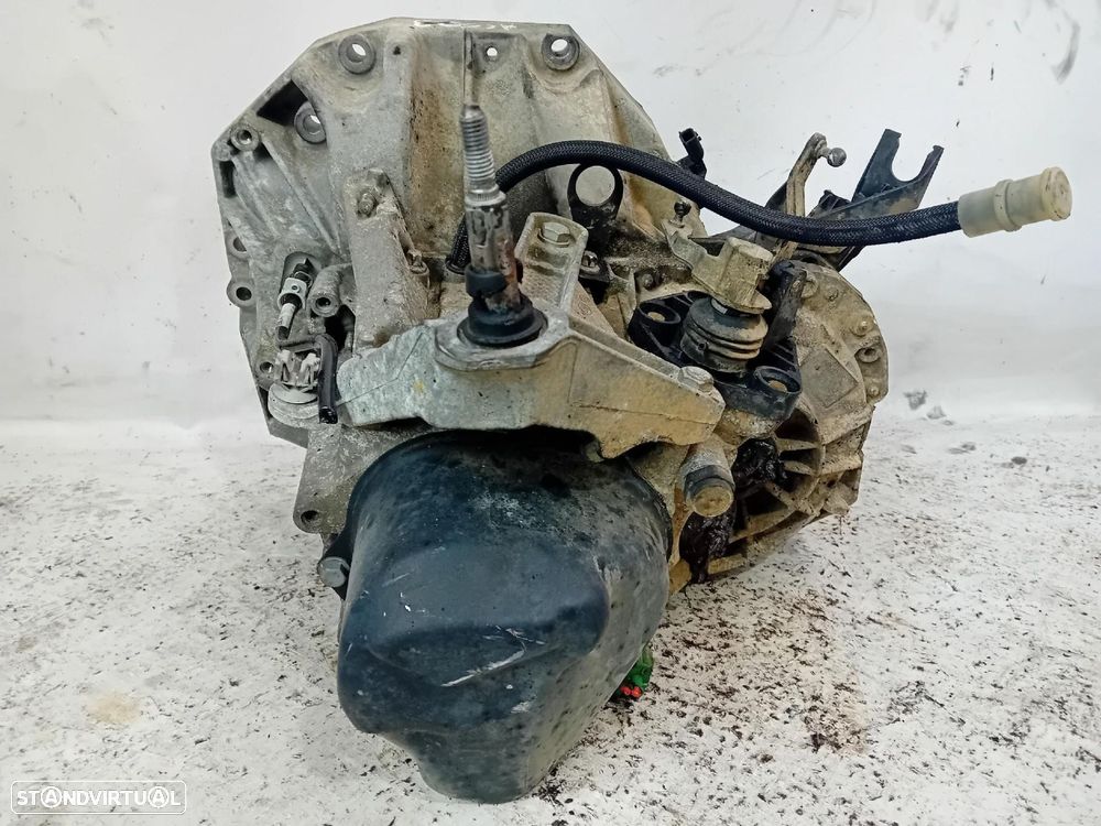 Caixa de velocidades manual RENAULT Clio III (BR0/1, CR0/1) - 2