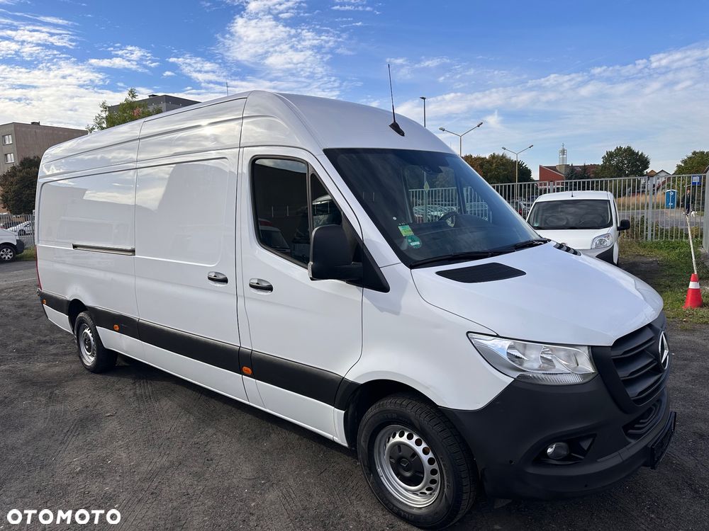 Mercedes-Benz Sprinter 317 - 17