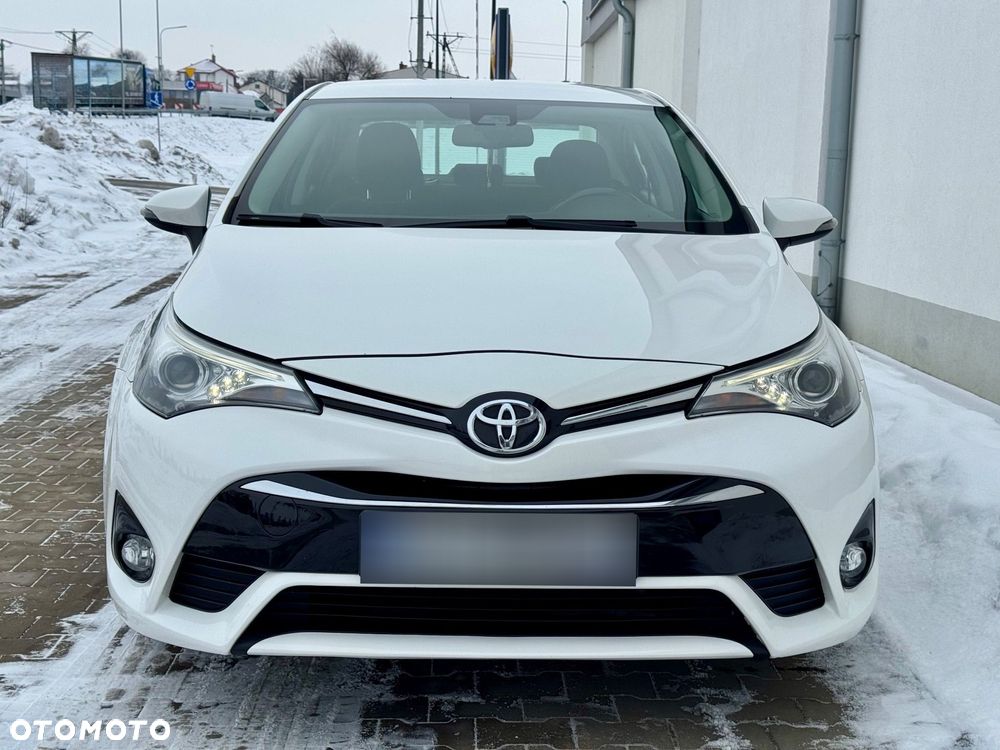 Toyota Avensis 1.6 D-4D Prestige - 23