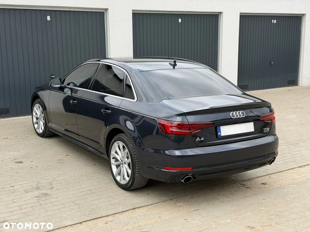 Audi A4 Limousine - 10