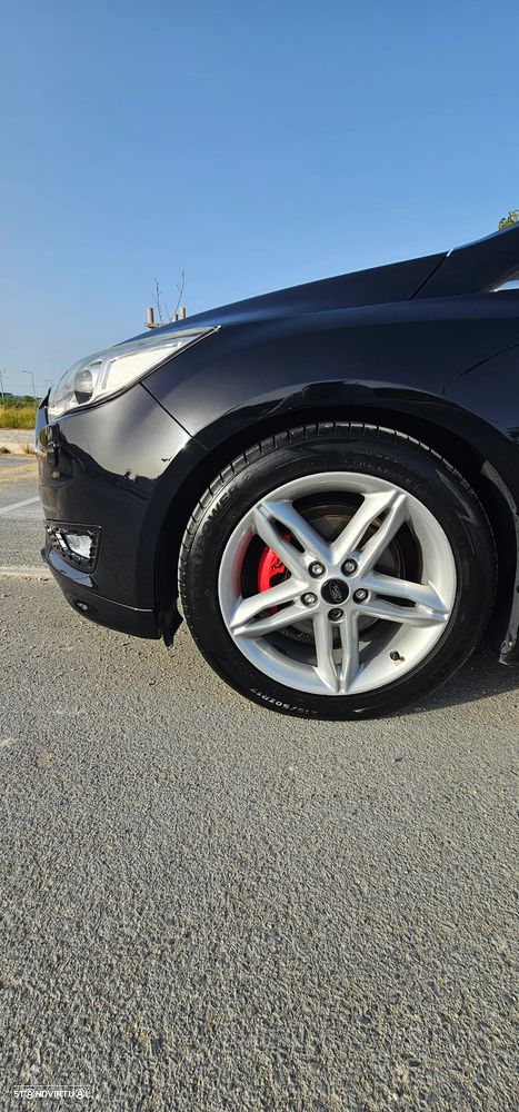 Ford Focus SW 1.5 TDCi Titanium — fotografia 10