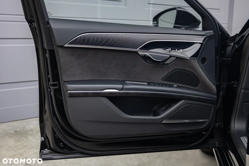Audi A8 55 TFSI mHEV Quattro Tiptr - 11
