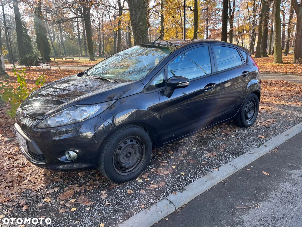 Ford Fiesta - 2