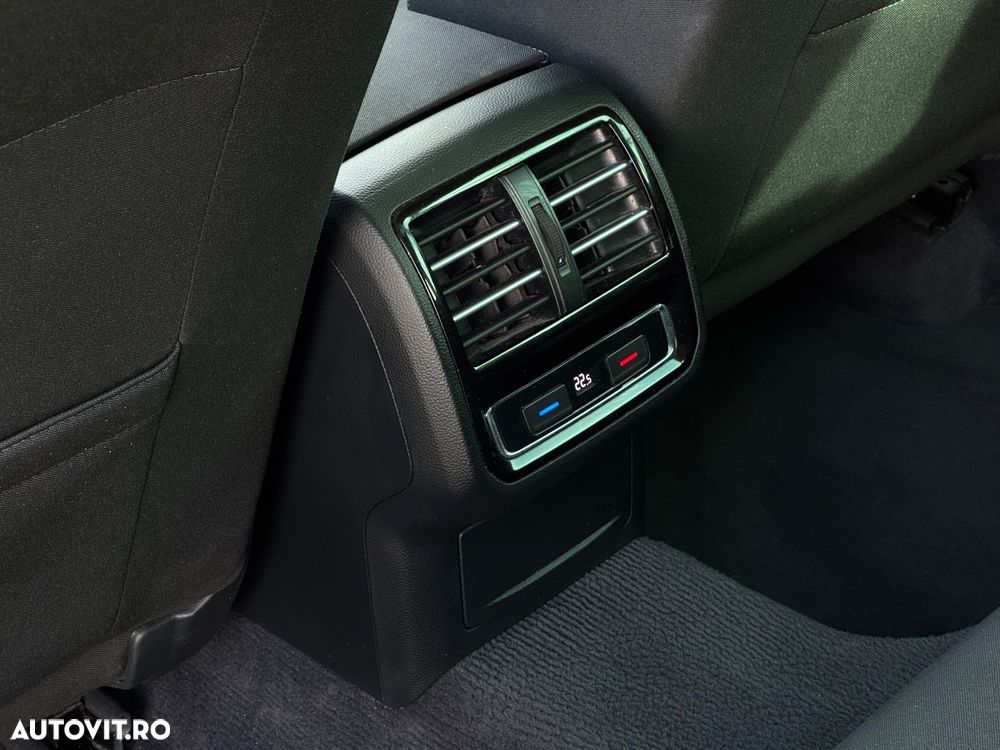 Volkswagen Passat - 23