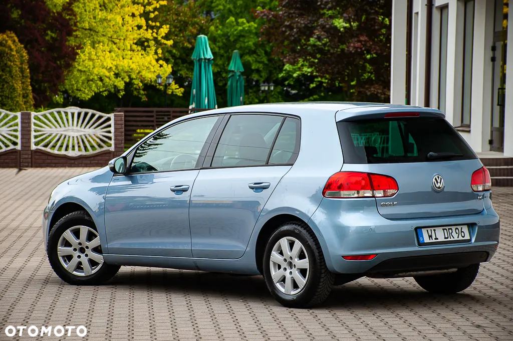 Volkswagen Golf 1.6 Comfortline - 12