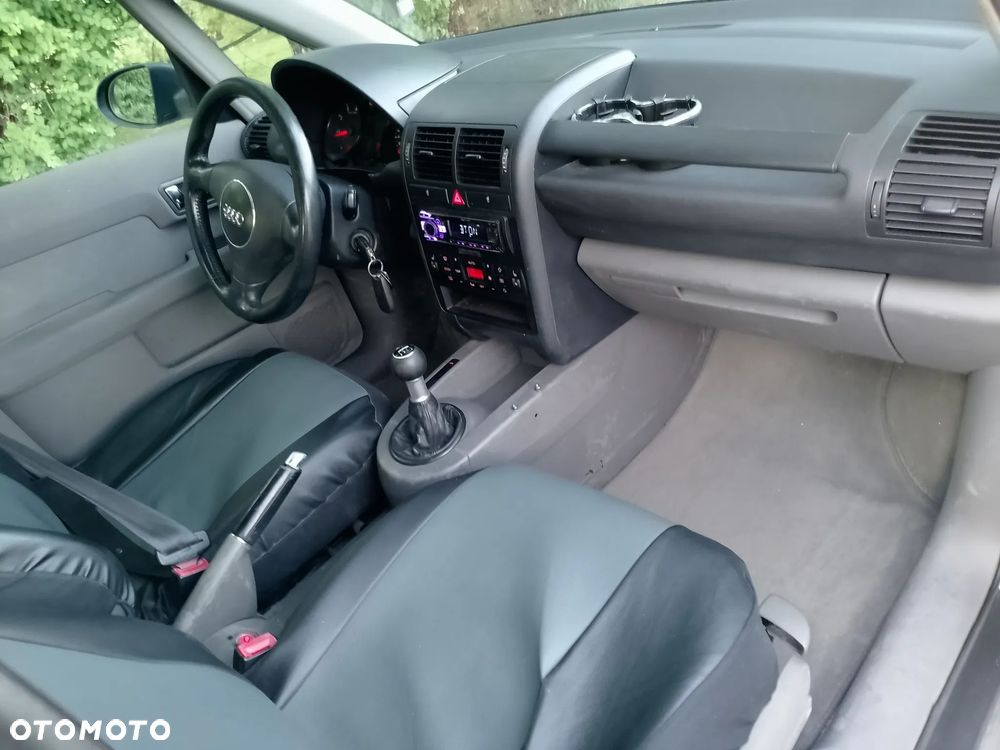 Audi A2 1.4 - 6