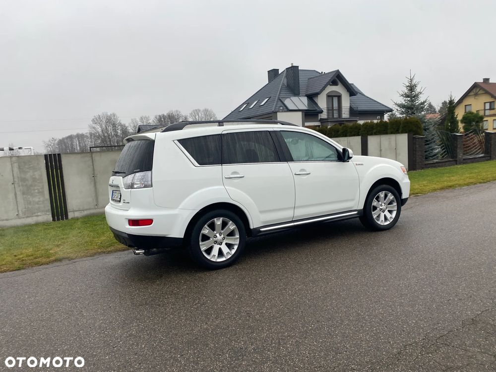 Mitsubishi Outlander 2.2 DI-D 4WD TC-SST XTRA - 6