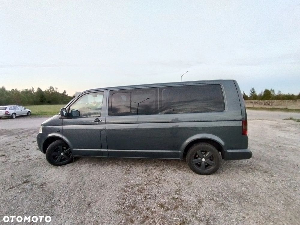 Volkswagen Transporter - 40