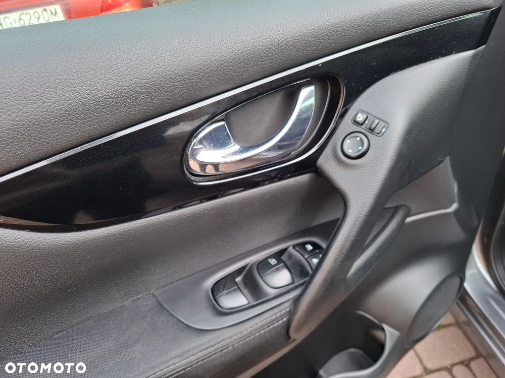 Nissan Qashqai 1.2 DIG-T Acenta EU6 - 11