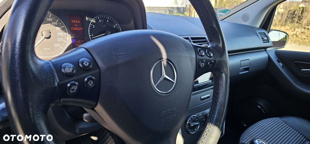 Mercedes-Benz Klasa A 150 Avantgarde Edition 10 - 19