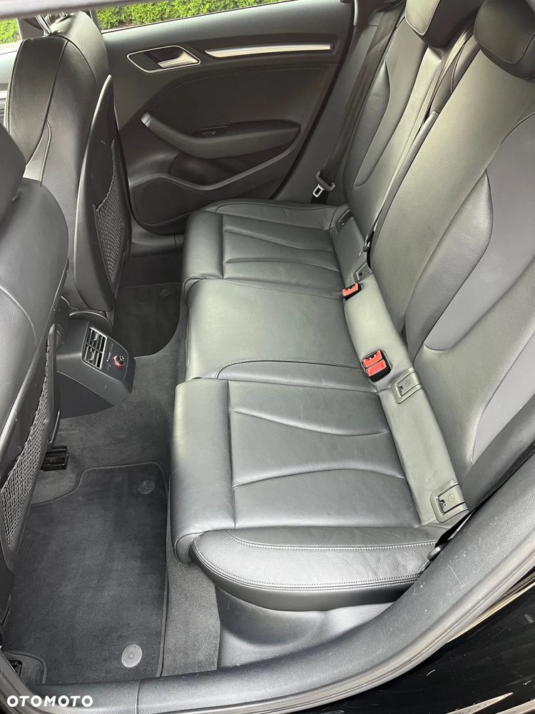 Audi A3 2.0 TDI S line Sportpaket - 12