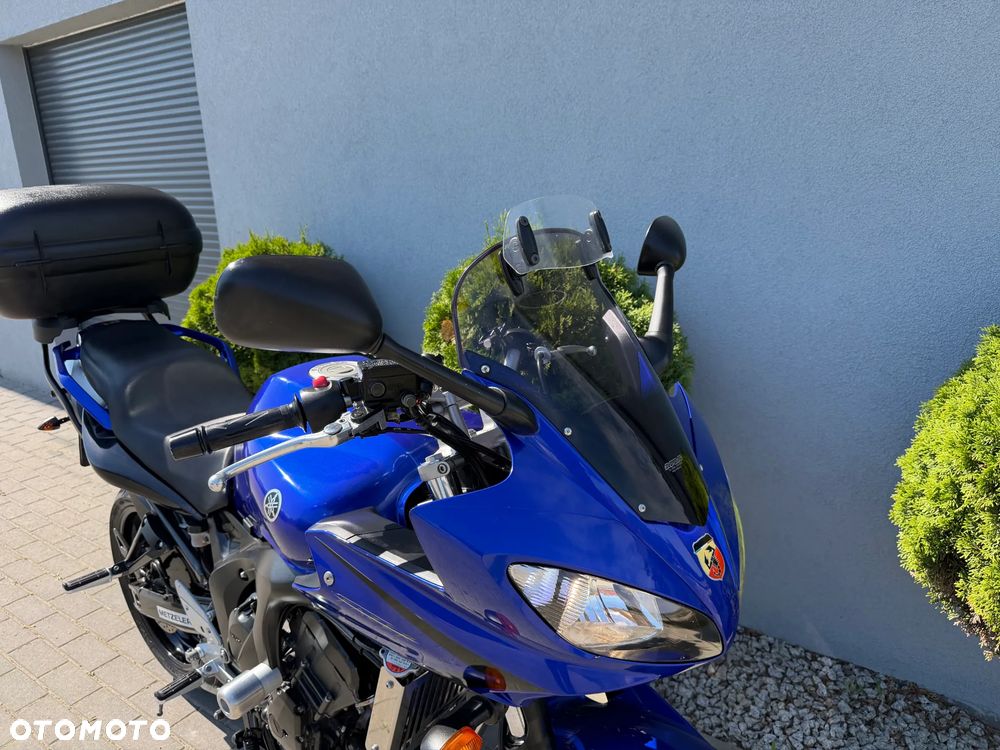 Yamaha FZ - 10